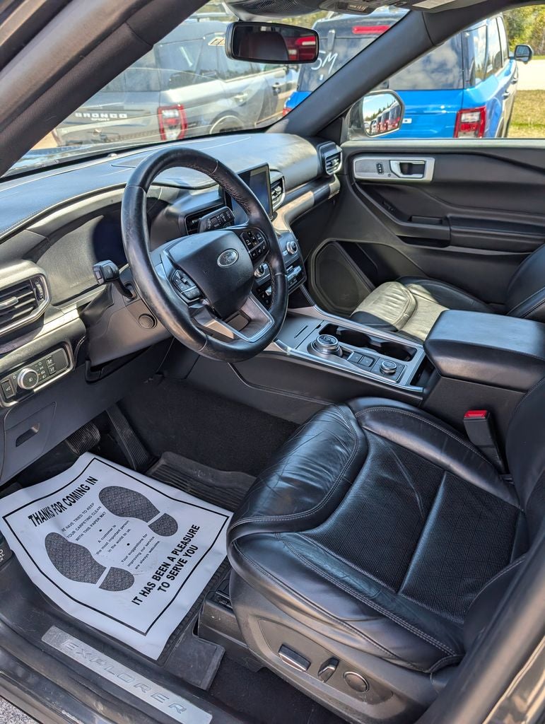 2020 Ford Explorer Platinum