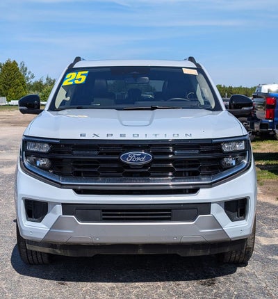 2025 Ford Expedition Platinum