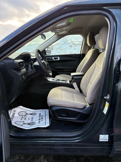 2023 Ford Explorer Base