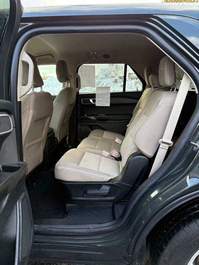 2023 Ford Explorer Base