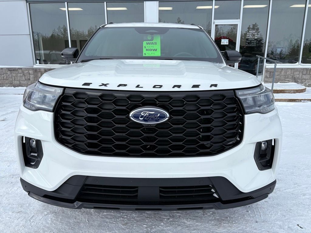 2025 Ford Explorer ST-Line