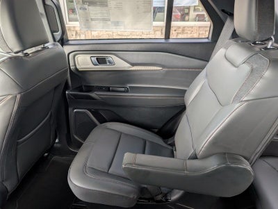 2027 Ford Explorer Active w/200A Pkg