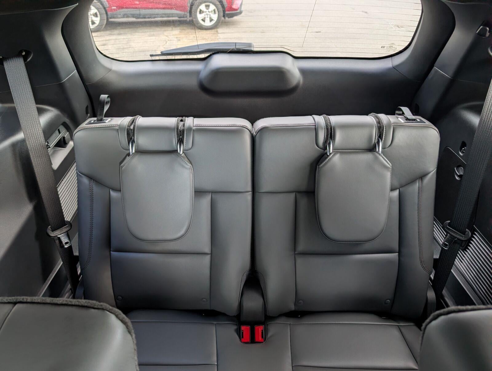 2027 Ford Explorer Active w/200A Pkg