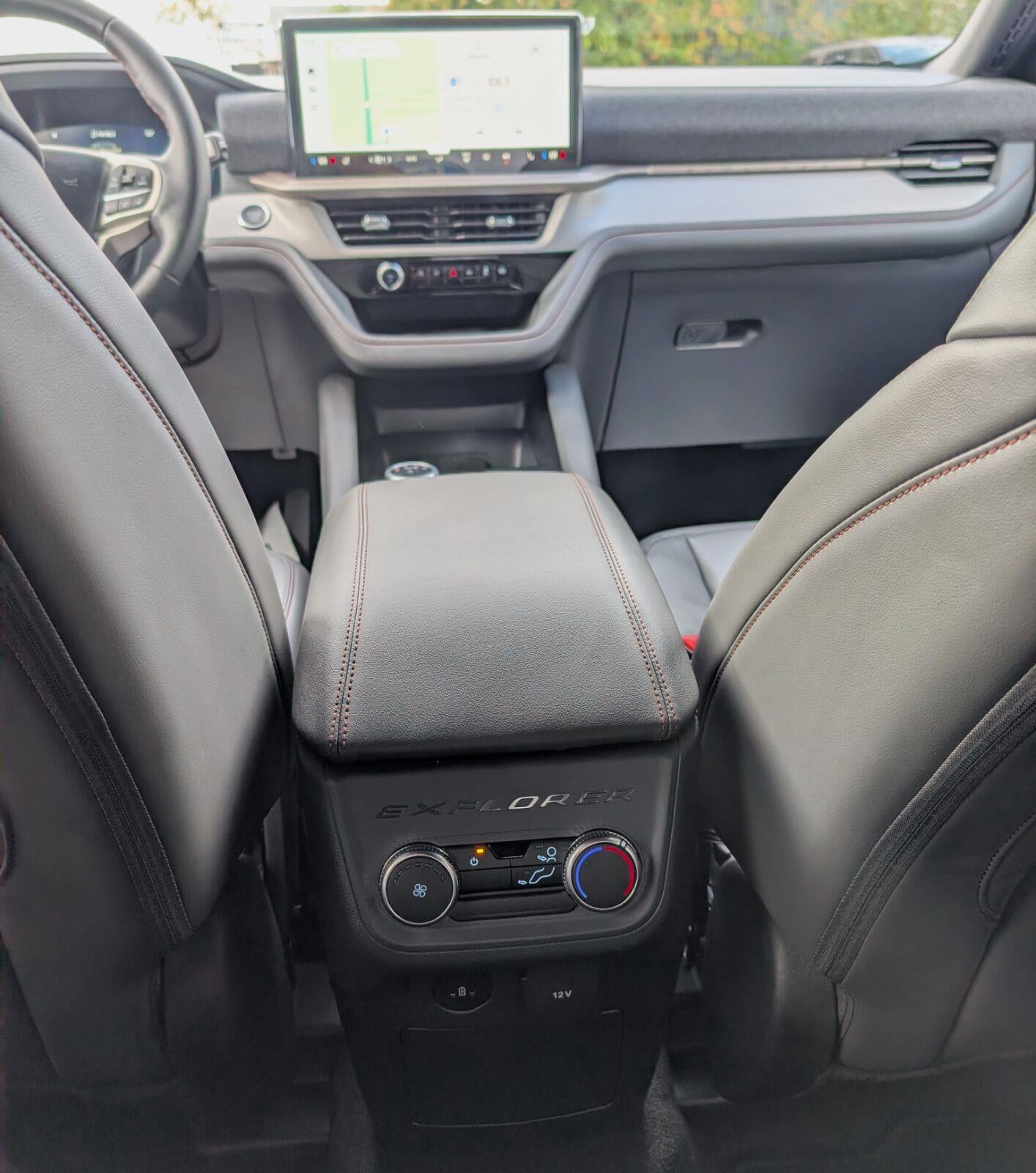 2027 Ford Explorer Active w/200A Pkg