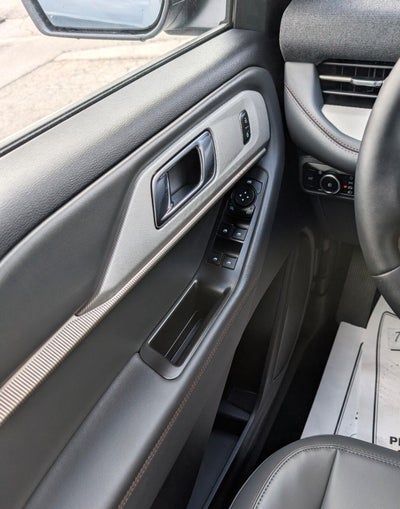 2027 Ford Explorer Active w/200A Pkg