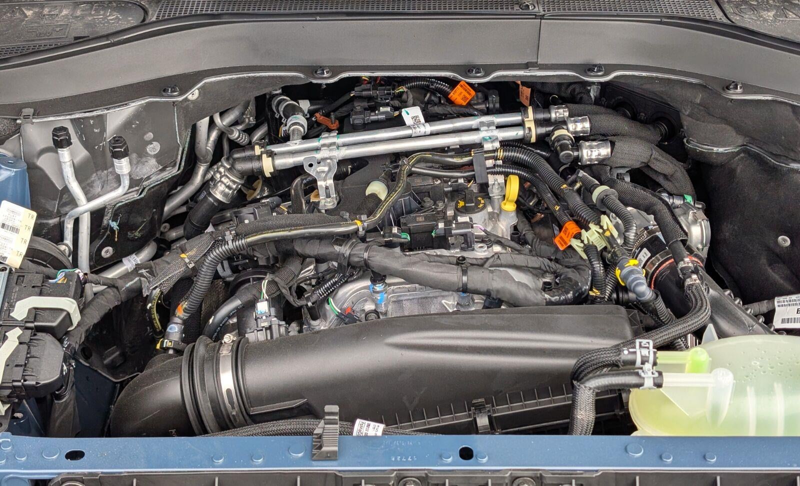 2027 Ford Explorer Active w/200A Pkg