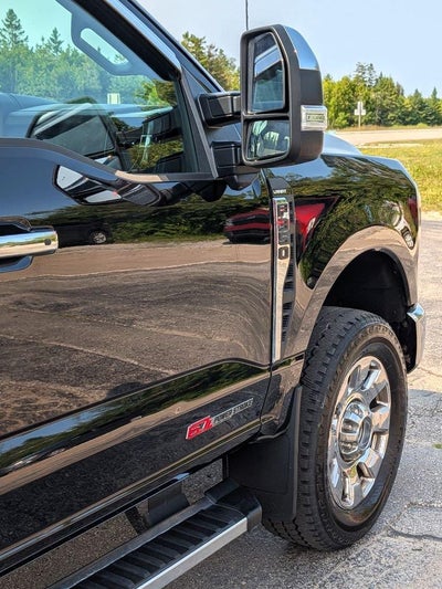 2023 Ford Super Duty F-350 Srw LARIAT