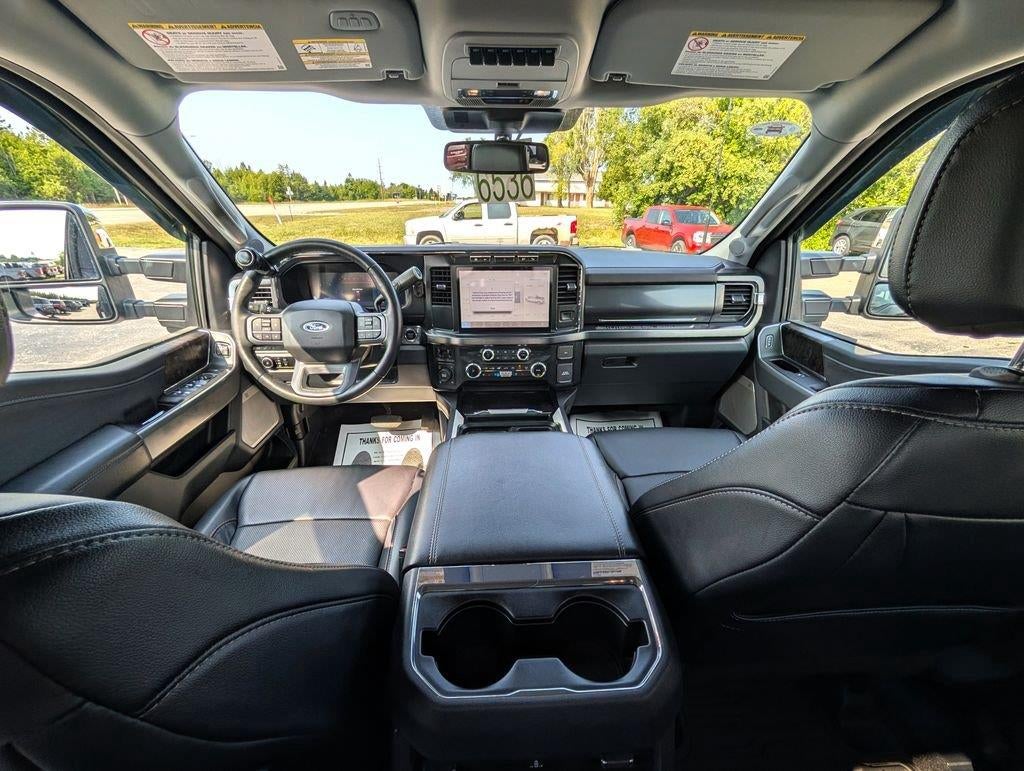 2023 Ford Super Duty F-350 Srw LARIAT