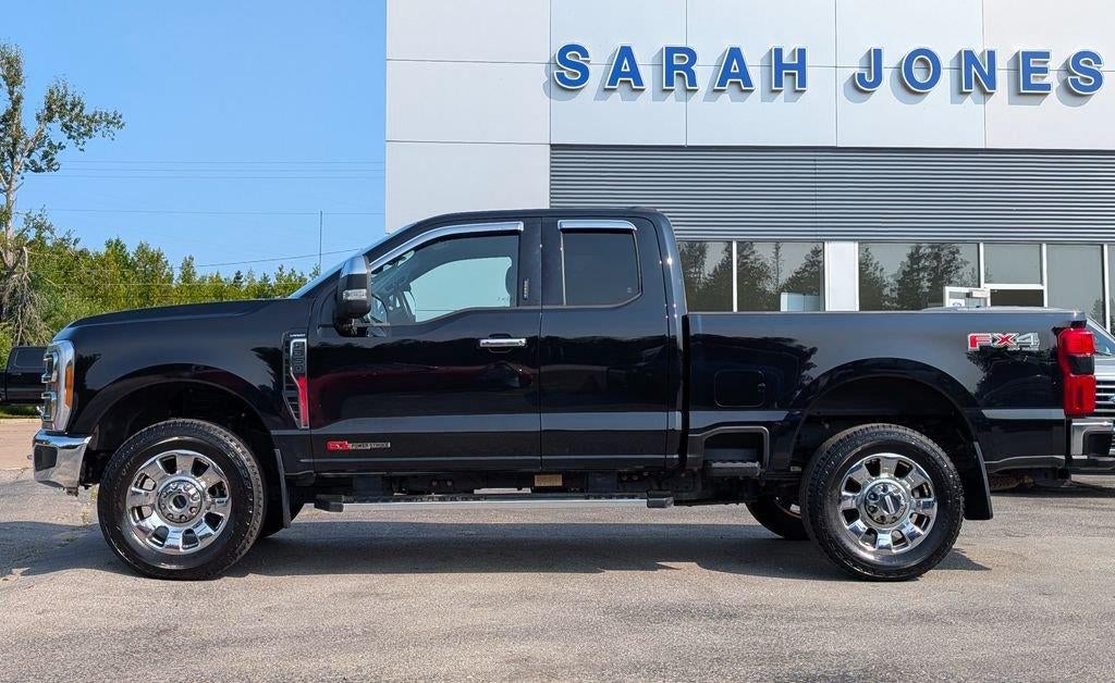 2023 Ford Super Duty F-350 Srw LARIAT