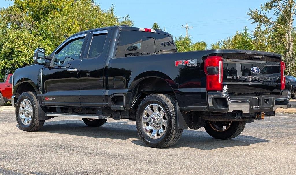 2023 Ford Super Duty F-350 Srw LARIAT