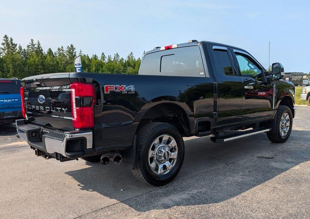 2023 Ford Super Duty F-350 Srw LARIAT