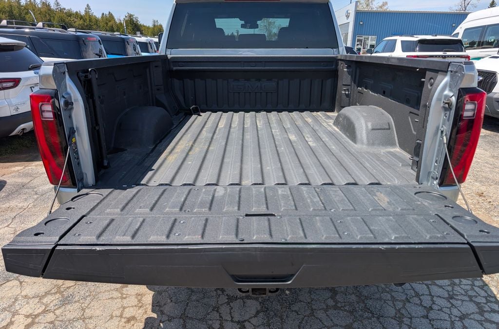 2025 GMC Sierra 2500HD SLT