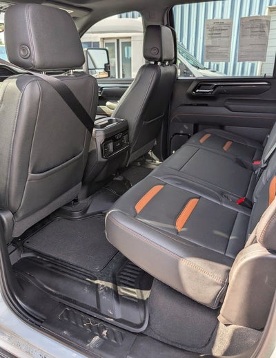 2025 GMC Sierra 2500HD AT4