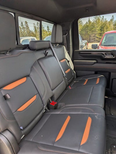 2025 GMC Sierra 2500HD AT4