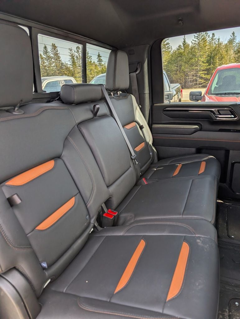 2025 GMC Sierra 2500HD AT4
