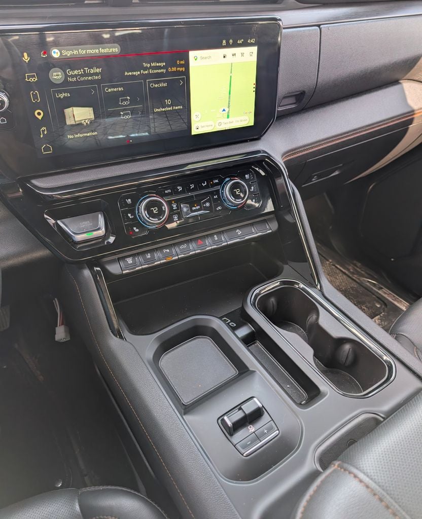 2025 GMC Sierra 2500HD AT4