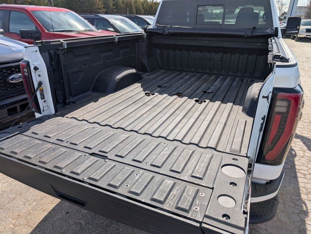 2025 GMC Sierra 2500HD AT4