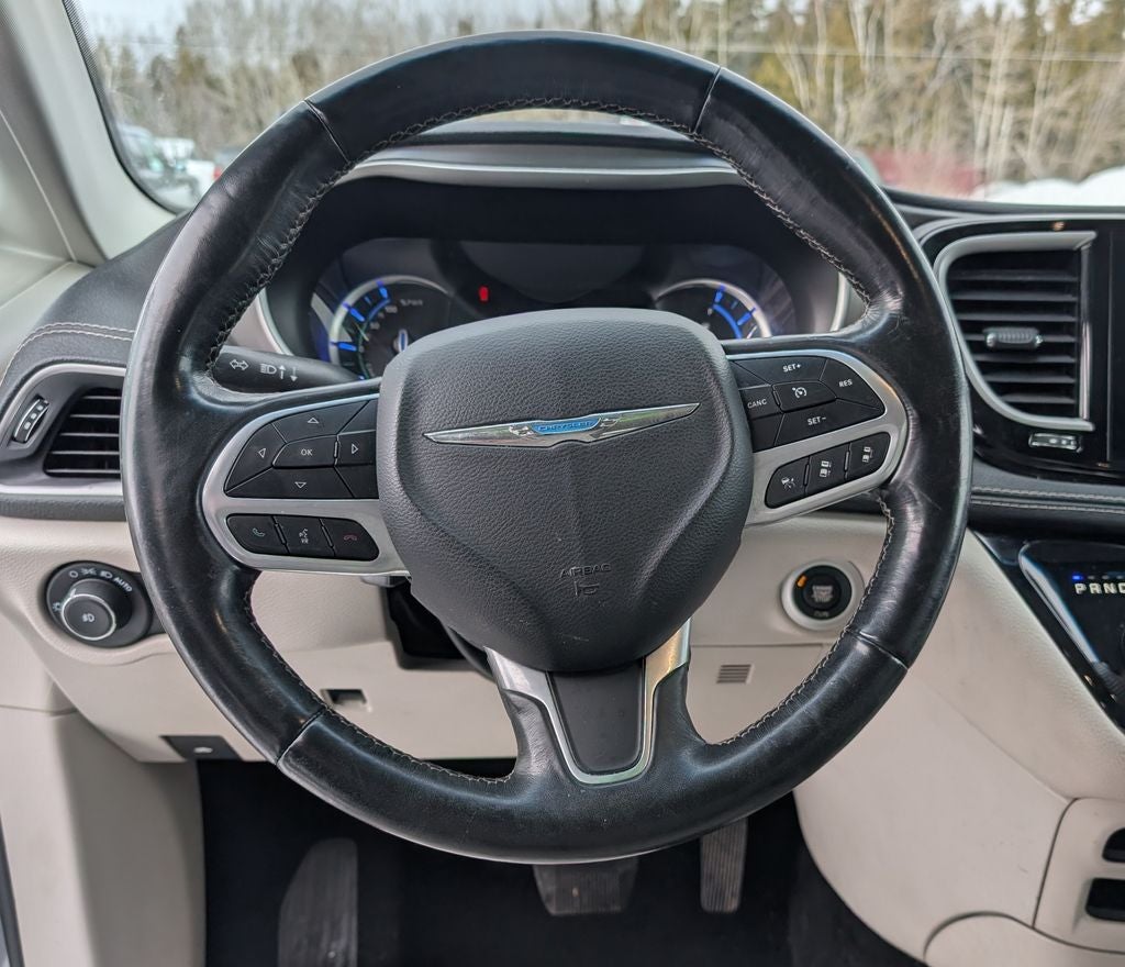 2021 Chrysler Pacifica Hybrid Touring L