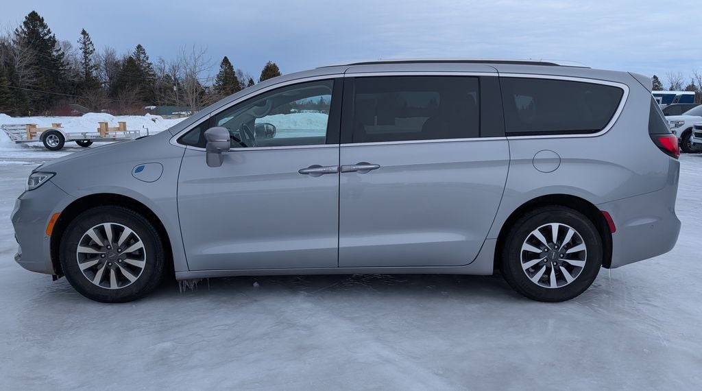 2021 Chrysler Pacifica Hybrid Touring L
