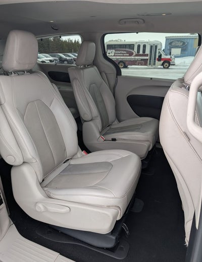 2021 Chrysler Pacifica Hybrid Touring L