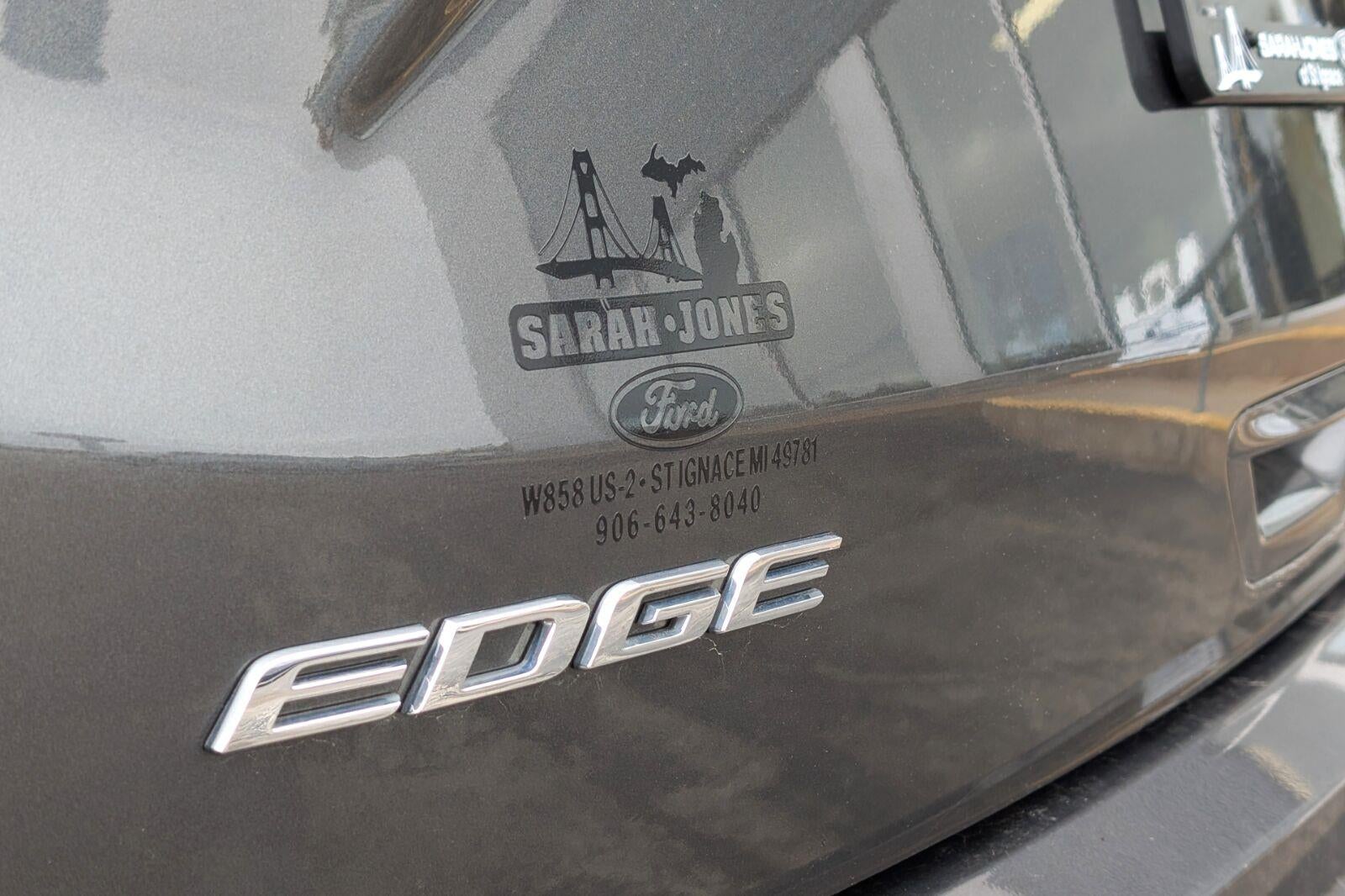 2020 Ford Edge Titanium