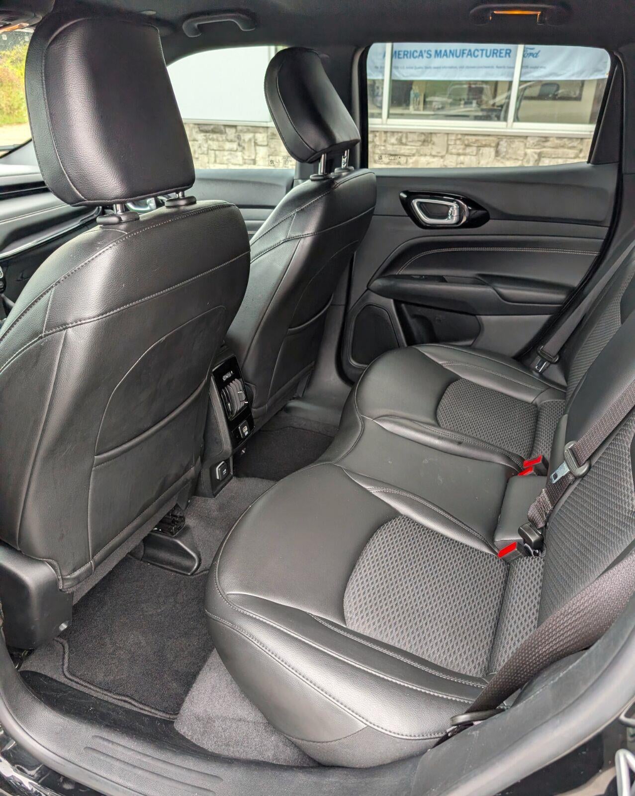 2022 Jeep Compass Altitude