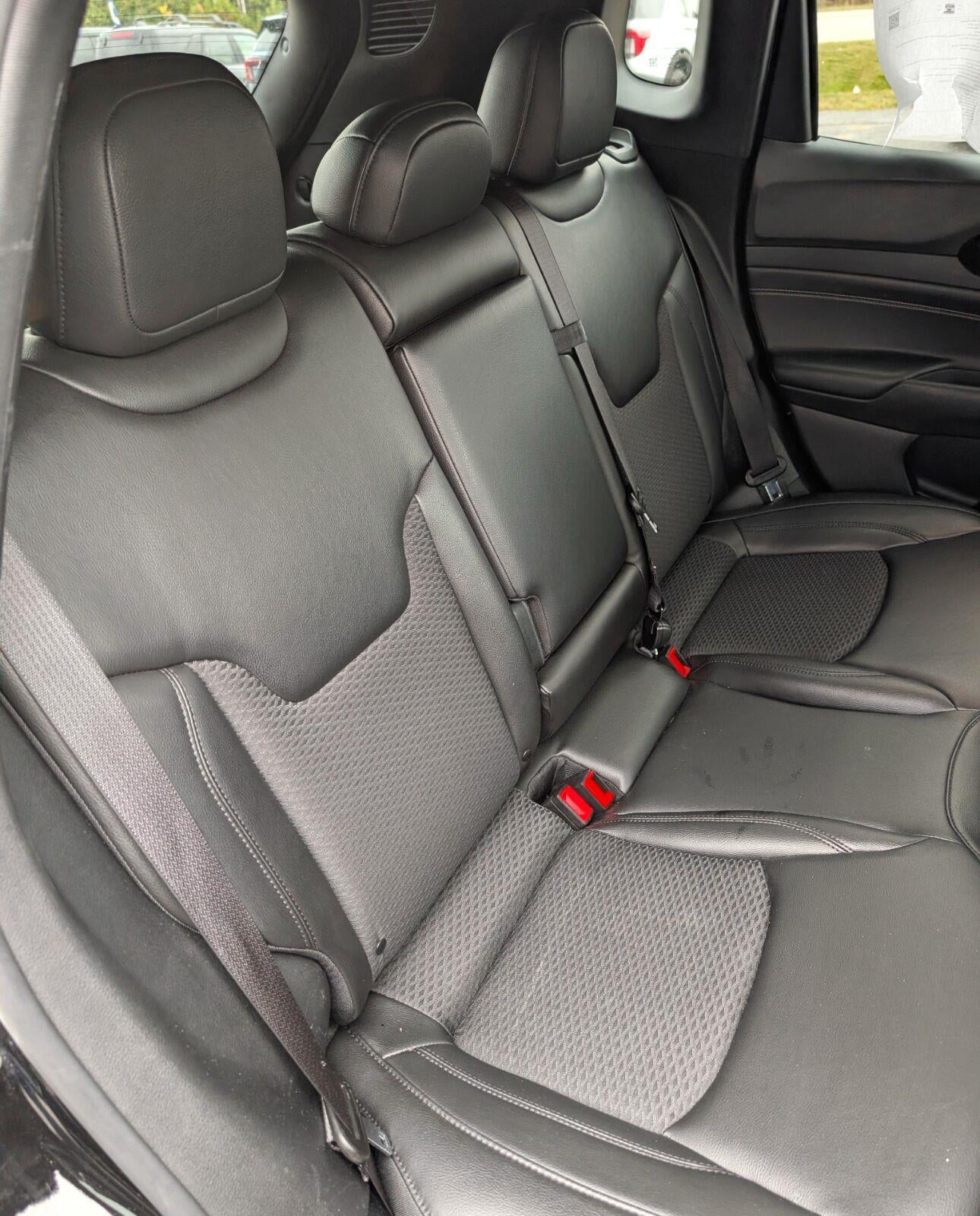 2022 Jeep Compass Altitude