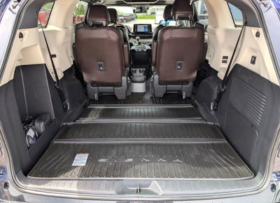 2024 Toyota Sienna Platinum 7 Passenger